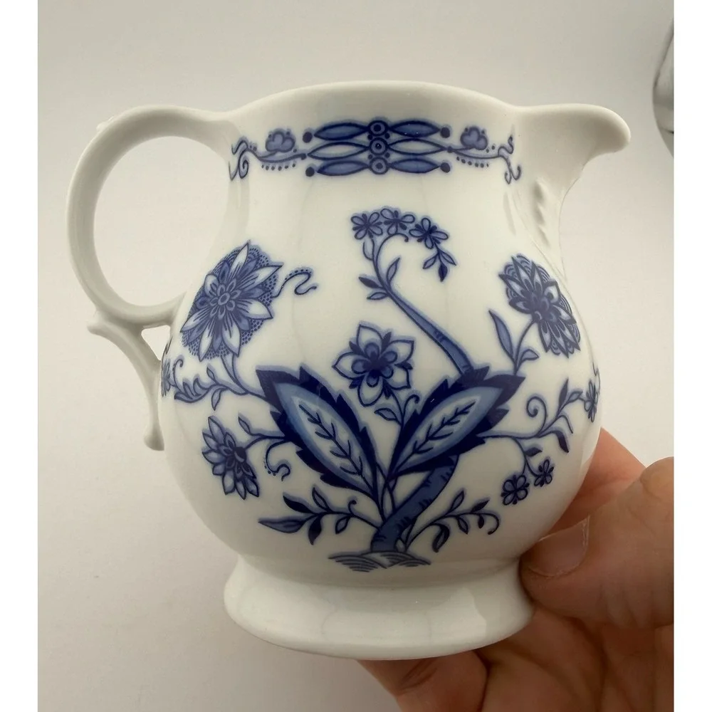 Jellmann Weiden‎ Bavaria W Germany Rose Pattern Creamer Pitcher Blue White